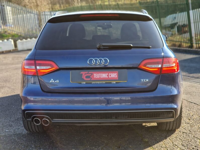 AUDI A4 ESTATE – BLACK EDITION