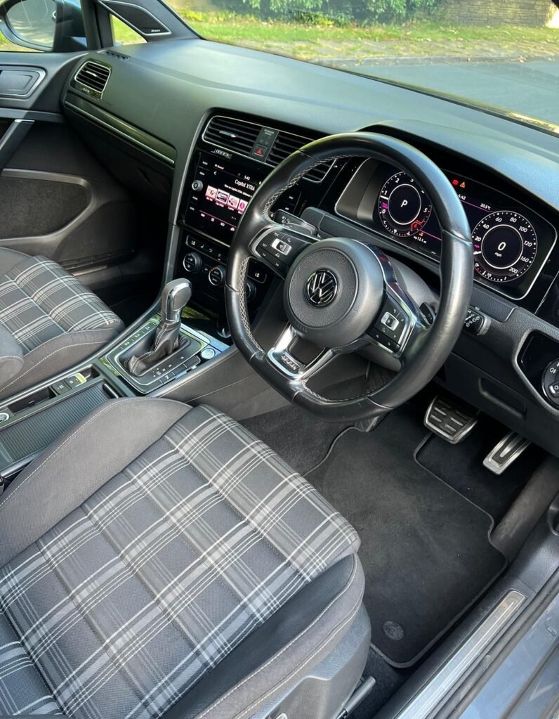 VOLKSWAGEN GOLF GTD MK7.5 – 2019 DSG